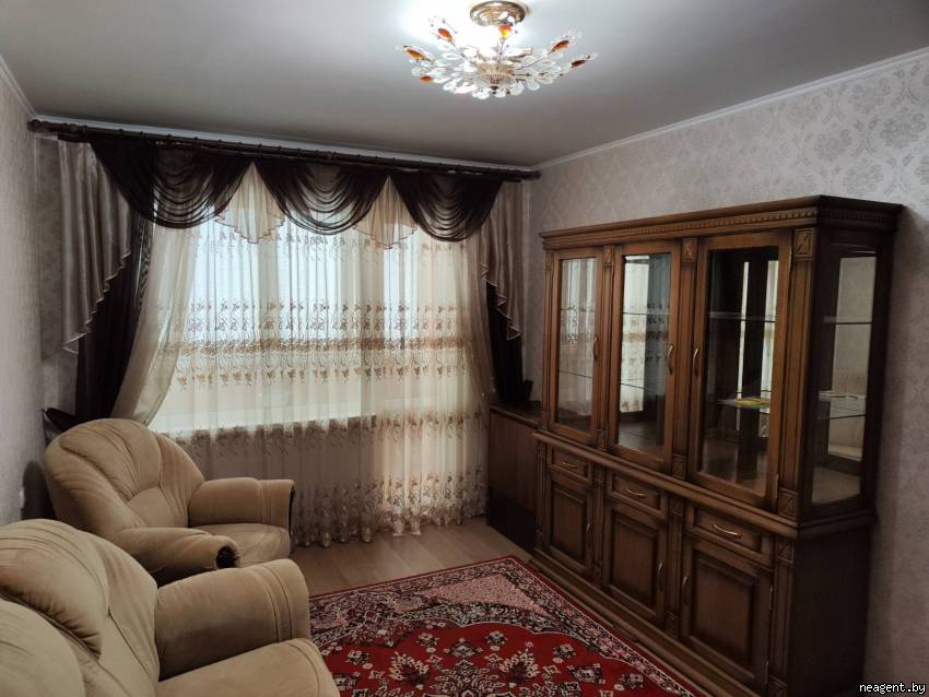 2-комнатная квартира, ул. Тикоцкого, 14, 911 рублей: фото 1