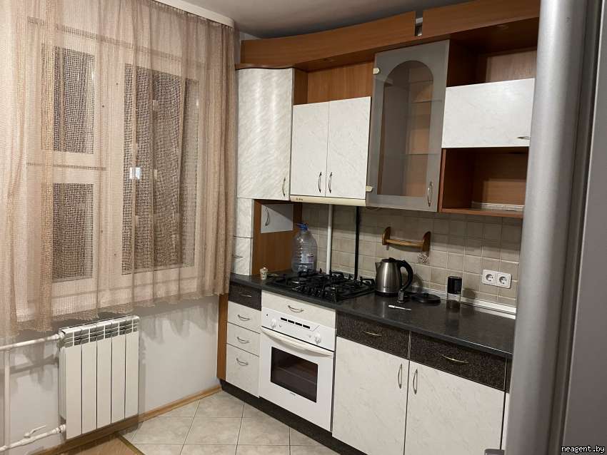 2-комнатная квартира, Слободская, 167, 950 рублей: фото 1