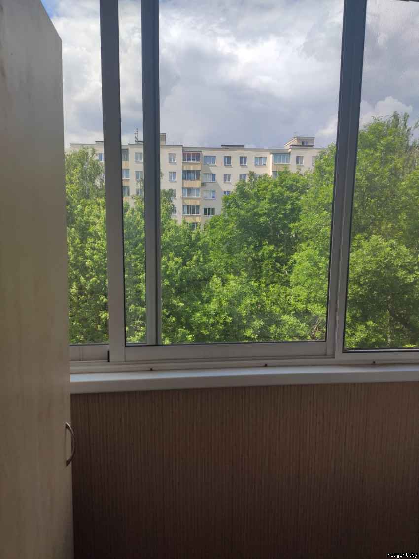 3-комнатная квартира, Калиновского, 72, 1241 рублей: фото 1