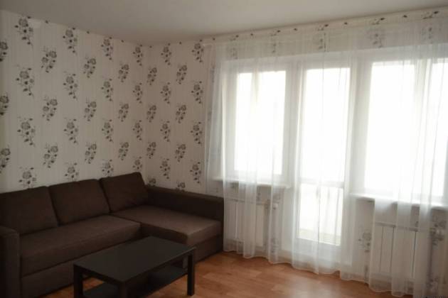 3-комнатная квартира, Прушинских ул., за 1040 р.