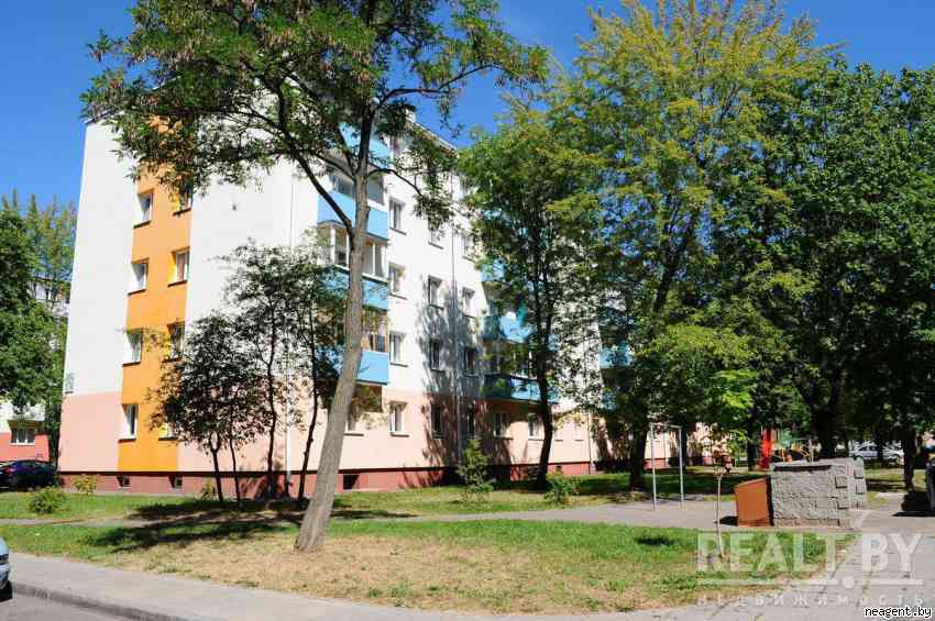 Комната, ул. Розы Люксембург, 174, 348 рублей: фото 1