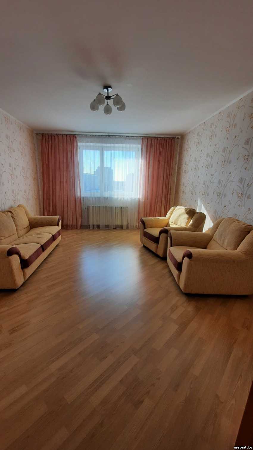 2-комнатная квартира, ул. Есенина, 30, 1249 рублей: фото 1