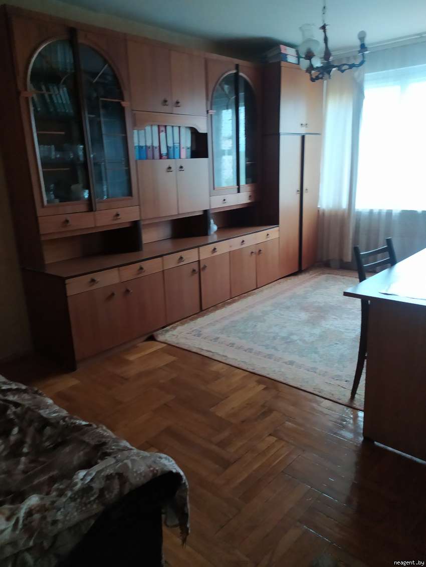 Комната, ул. Тикоцкого, 48, 270 рублей: фото 1