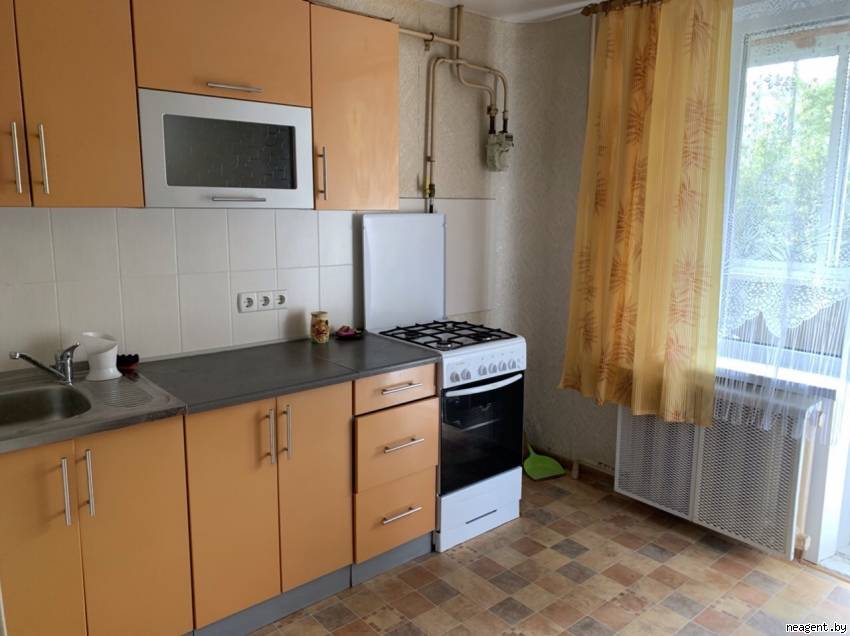 2-комнатная квартира, ул. Одинцова, 105, 814 рублей: фото 1