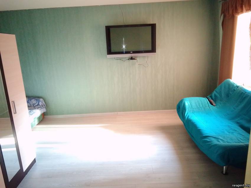 2-комнатная квартира, ул. Макаенка, 12 /Б, 1250 рублей: фото 3
