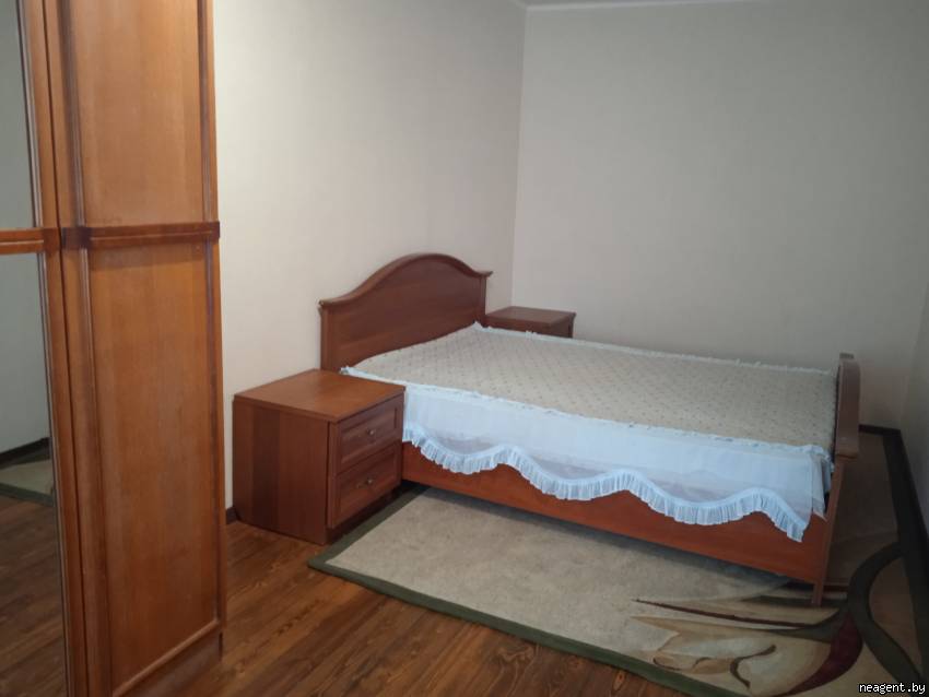 2-комнатная квартира, ул. Богдана Хмельницкого, 10, 1250 рублей: фото 3