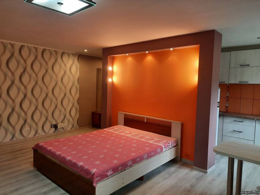 1-комнатная квартира, ул. Тарханова, 13/А, 780 рублей: фото 1