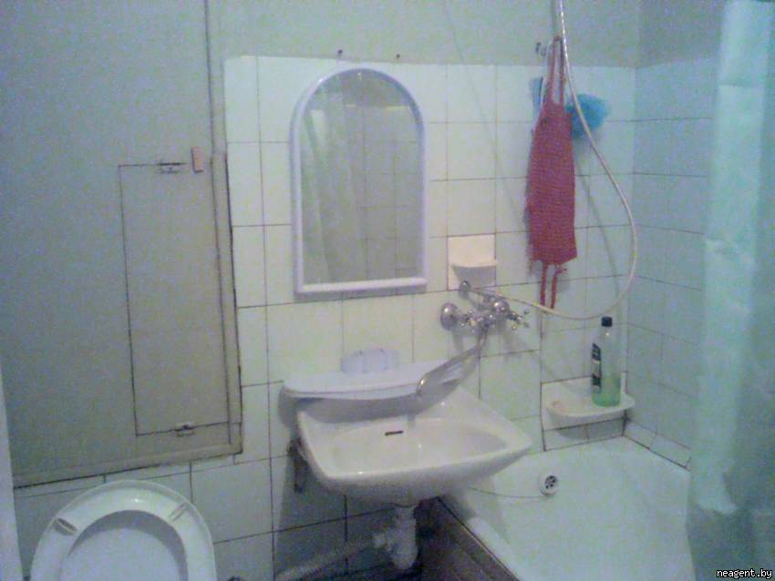 2-комнатная квартира, долгобродская, 38, 732 рублей: фото 1