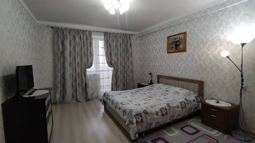 1-комнатная квартира, ул. Язепа Дроздовича, 6, 870 рублей: фото 1