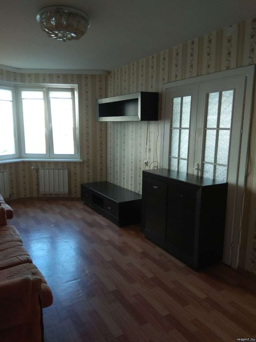 Комната, Налибокская, 46, 347 рублей: фото 1
