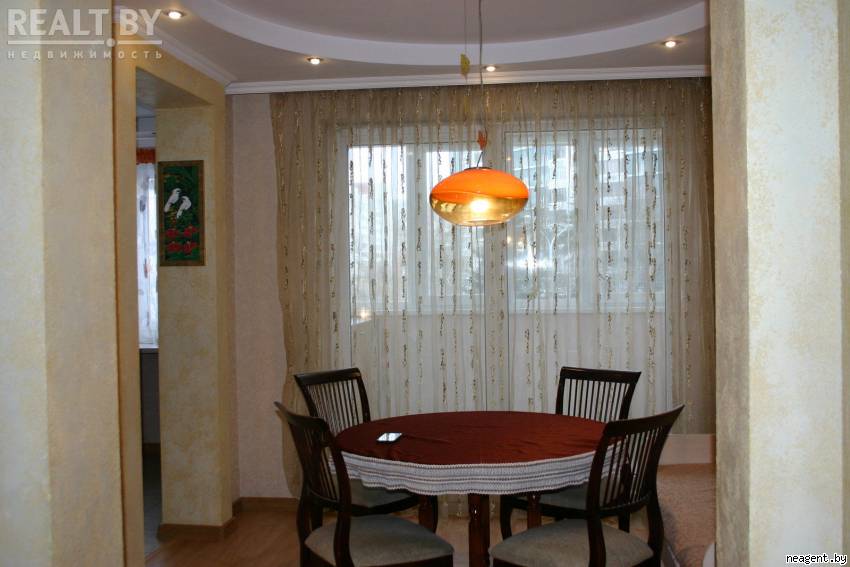 4-комнатная квартира, Куйбышева, 75, 1820 рублей: фото 1