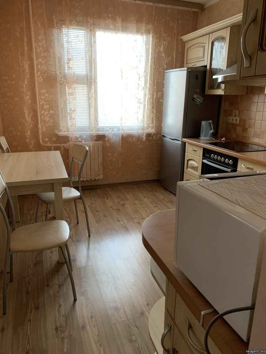 1-комнатная квартира, ул. Гурского, 35, 946 рублей: фото 1
