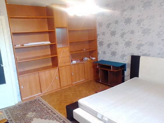 2-комнатная квартира, ул. Тимошенко, 12, 910 рублей: фото 2