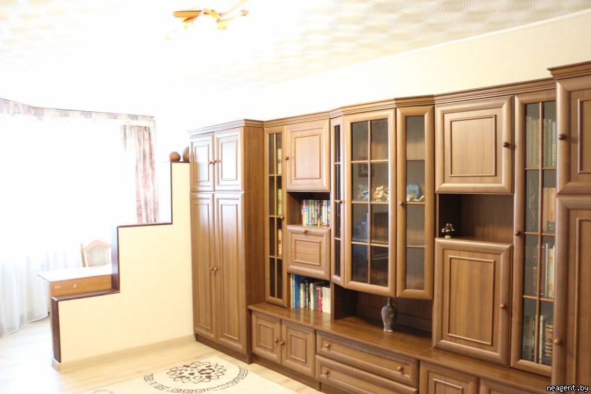 3-комнатная квартира, пр. Независимости, 185, 1438 рублей: фото 2