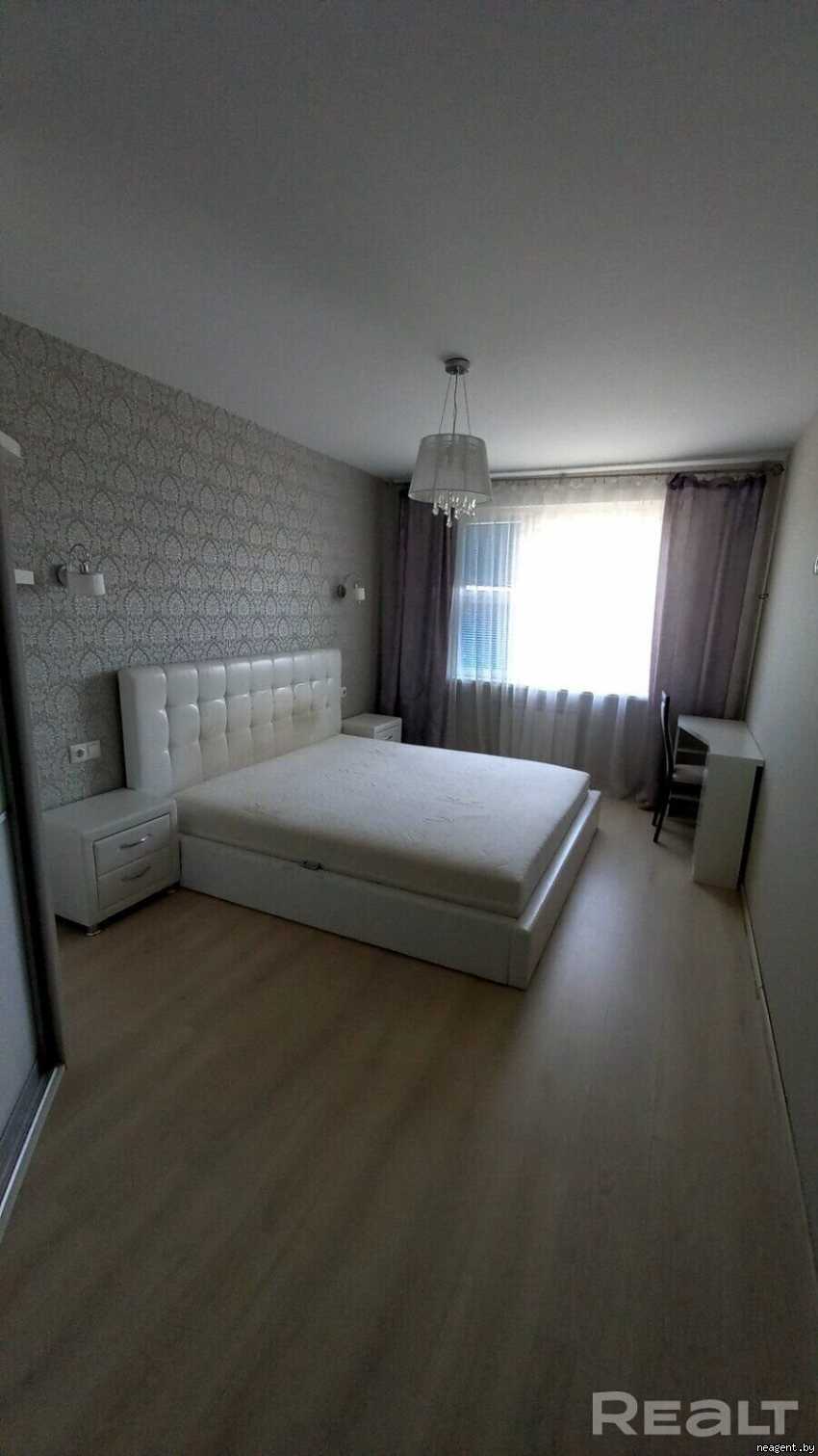 3-комнатная квартира, ул. Некрашевича, 12, 1400 рублей: фото 3