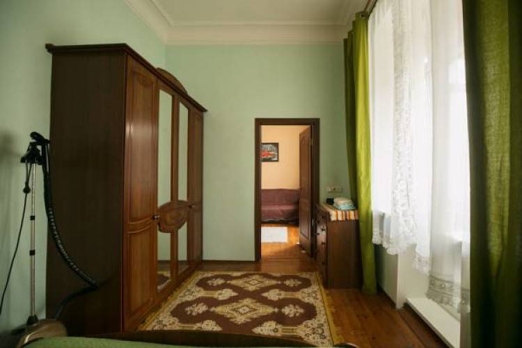2-комнатная квартира, Кирова, 33, 1350 рублей: фото 3