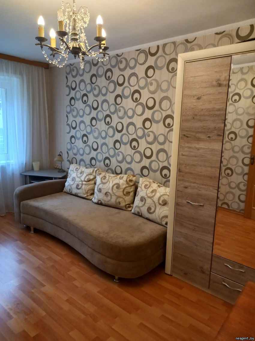 2-комнатная квартира, ул. Тарханова, 9, 1100 рублей: фото 2