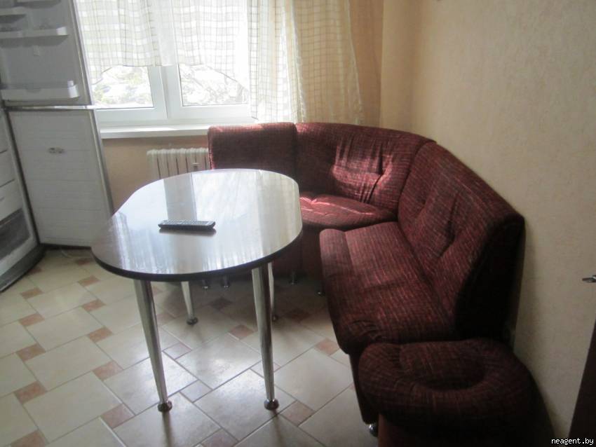 1-комнатная квартира, Корженевского пер., 2а, 811 рублей: фото 1