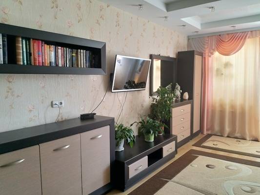 2-комнатная квартира, ул. Колесникова, 36/-, 1171 рублей: фото 1