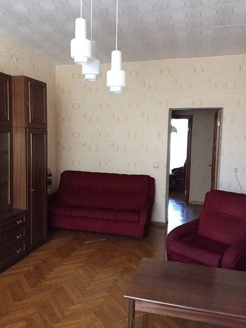 2-комнатная квартира, ул. Первомайская, 18, 1012 рублей: фото 1