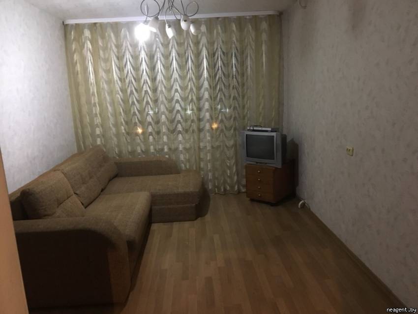 1-комнатная квартира, Холмогорская, 47/1, 704 рублей: фото 1
