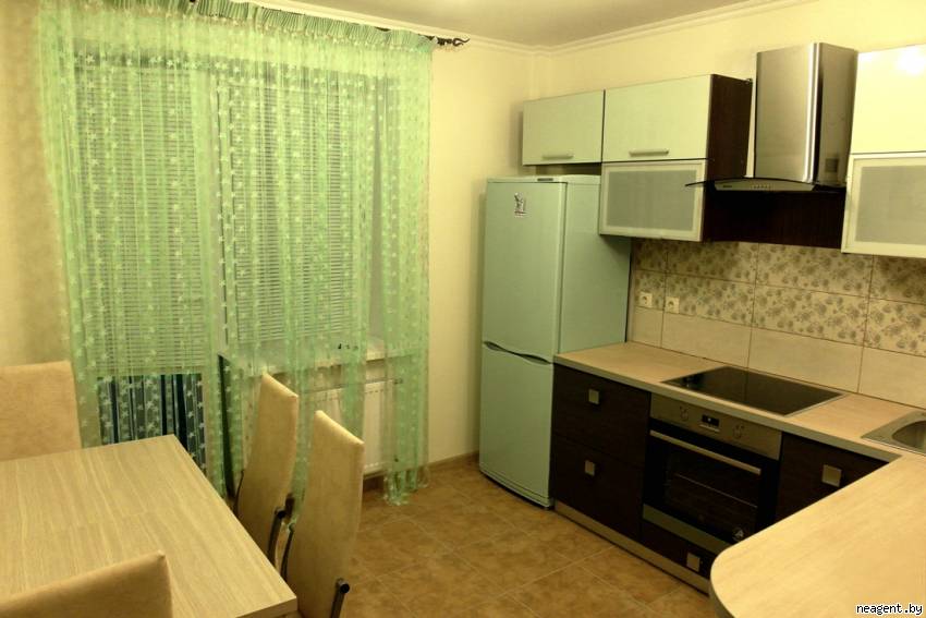 3-комнатная квартира, Чехова, 12, 1289 рублей: фото 1