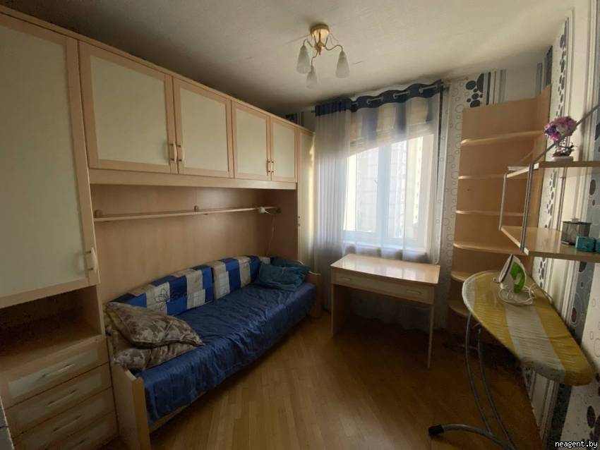 4-комнатная квартира, ул. Жуковского, 19, 2150 рублей: фото 6