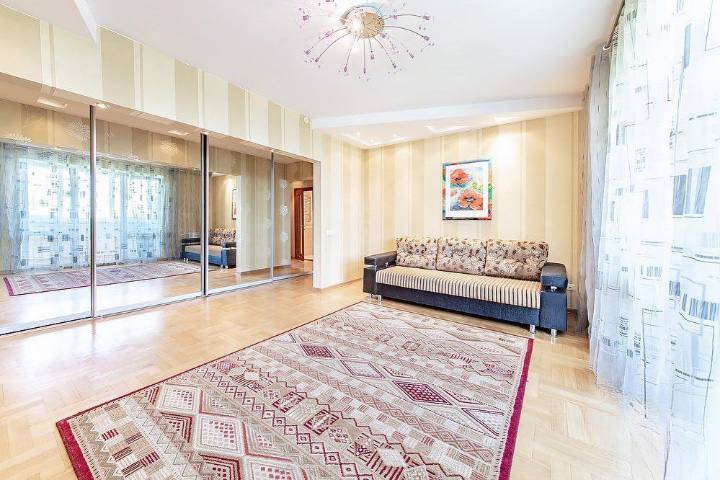 3-комнатная квартира, ул. Якубовского, 76, 1390 рублей: фото 4