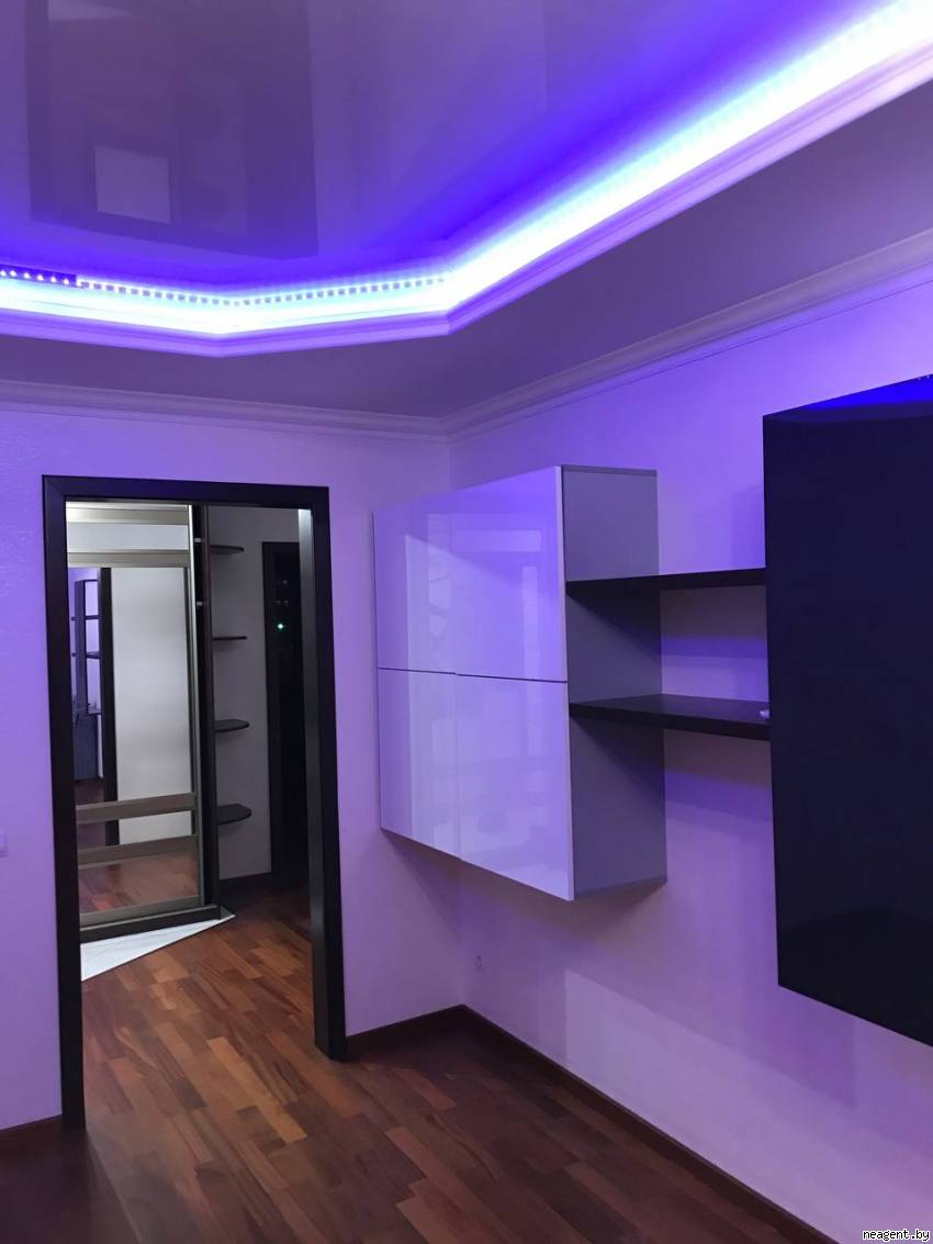 3-комнатная квартира, ул. Александрова, 10, 1155 рублей: фото 9