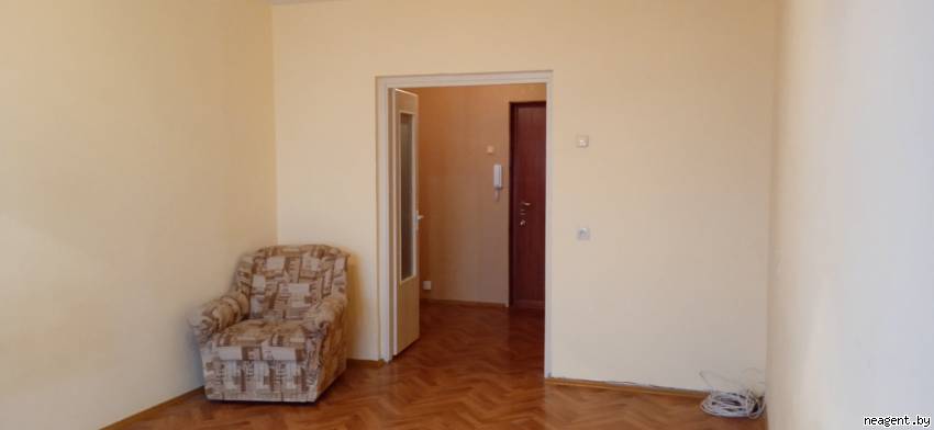 1-комнатная квартира, ул. Космонавтов, 43, 650 рублей: фото 2