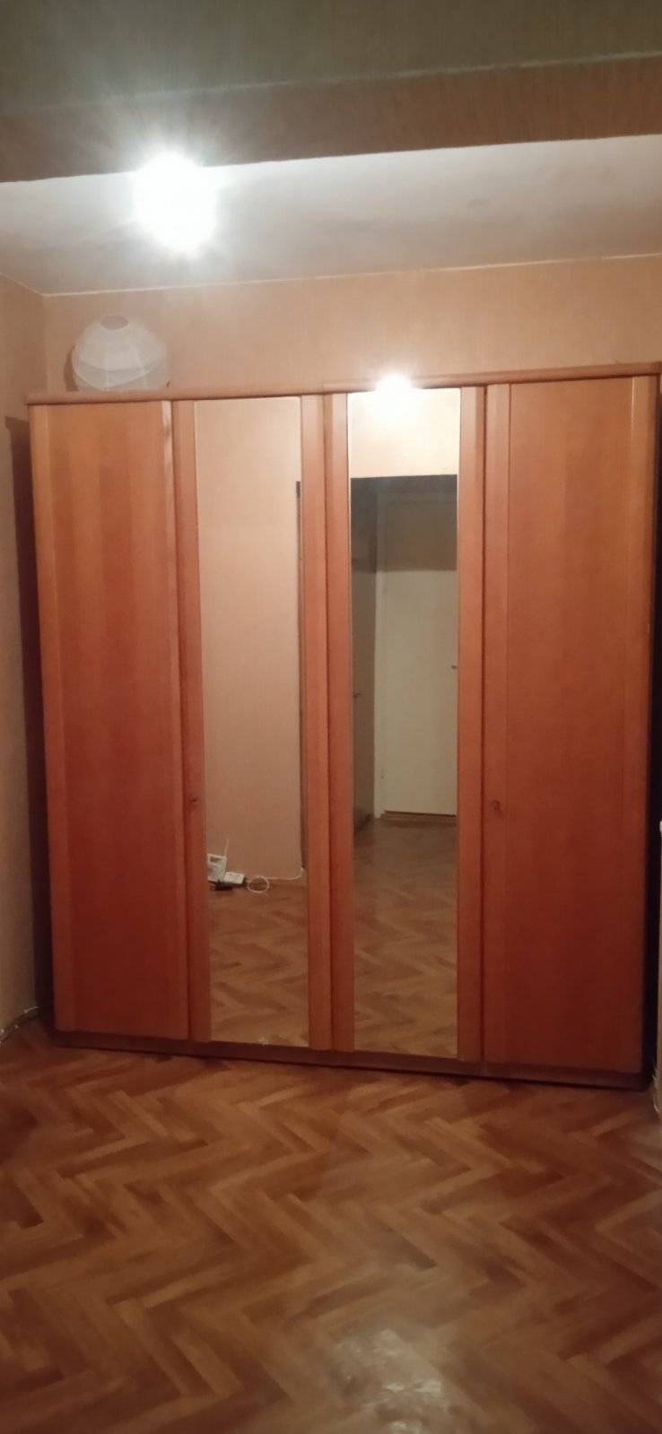 1-комнатная квартира, ул. Космонавтов, 43, 650 рублей: фото 4