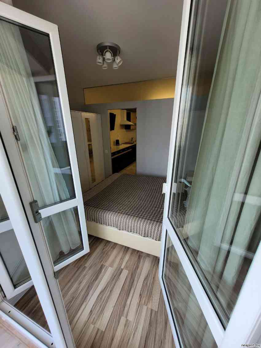 1-комнатная квартира, Гурского, 41, 1300 рублей: фото 8