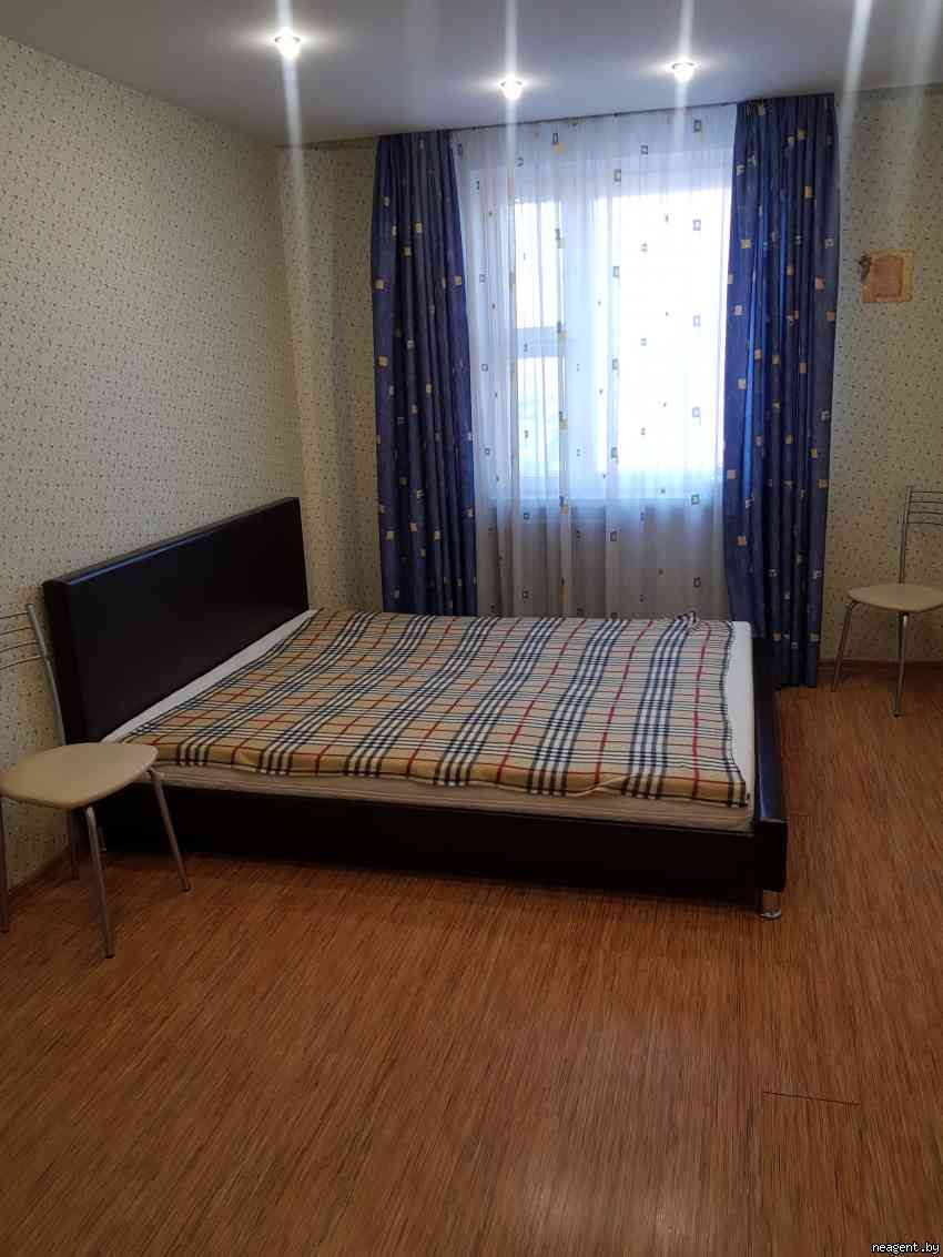 2-комнатная квартира, ул. Одинцова, 113, 1179 рублей: фото 1