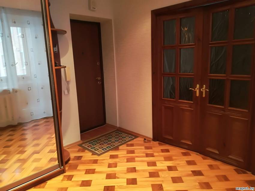 2-комнатная квартира, ул. Ложинская, 9, 1300 рублей: фото 1