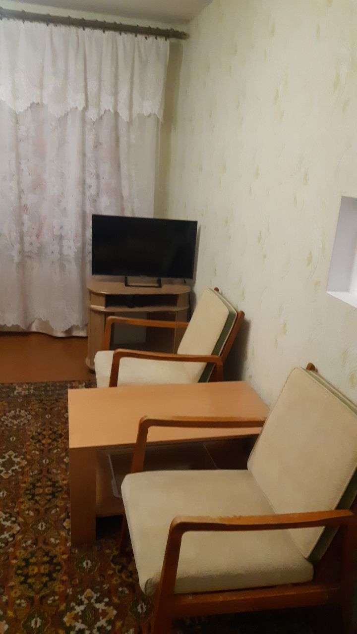 1-комнатная квартира, ул. Веры Хоружей, 33, 800 рублей: фото 2