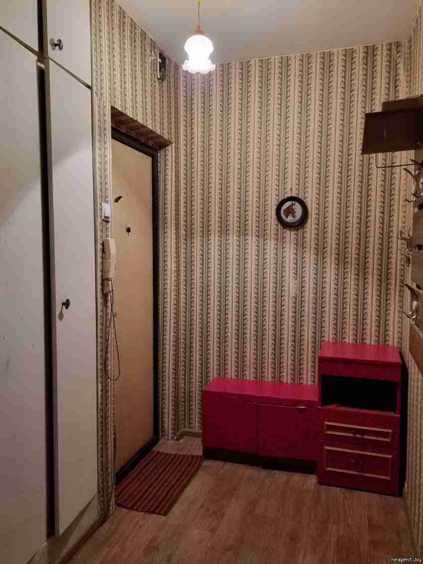 2-комнатная квартира, ул. Притыцкого, 124, 946 рублей: фото 2