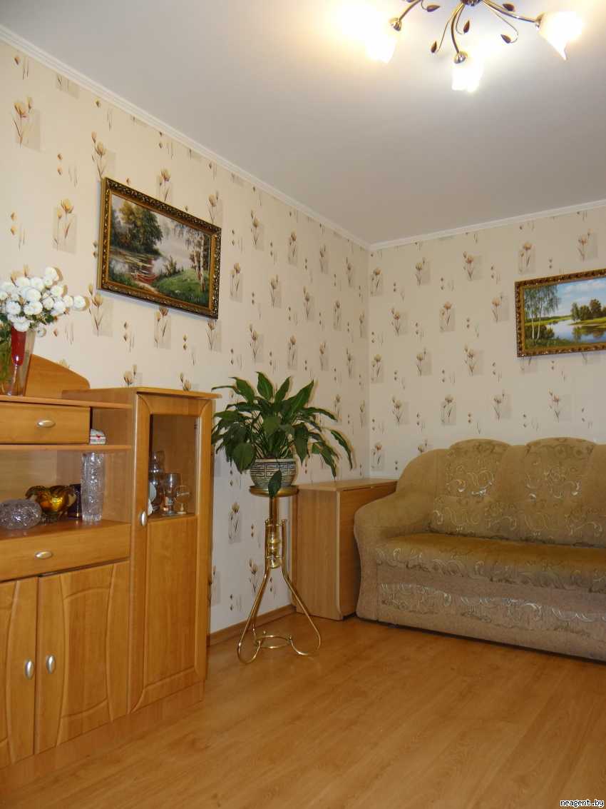 2-комнатная квартира, Независимости просп., 127, 201422 рублей: фото 3