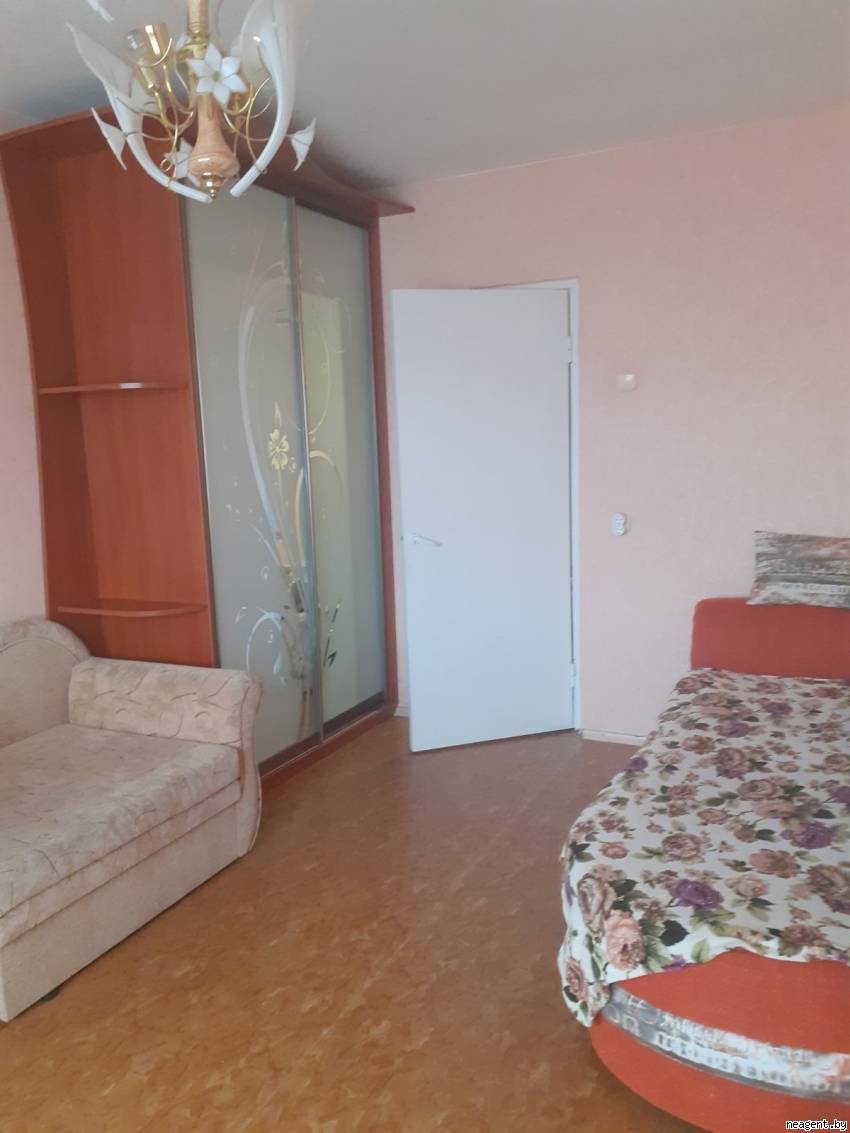 3-комнатная квартира, ул. Притыцкого, 47, 1249 рублей: фото 2