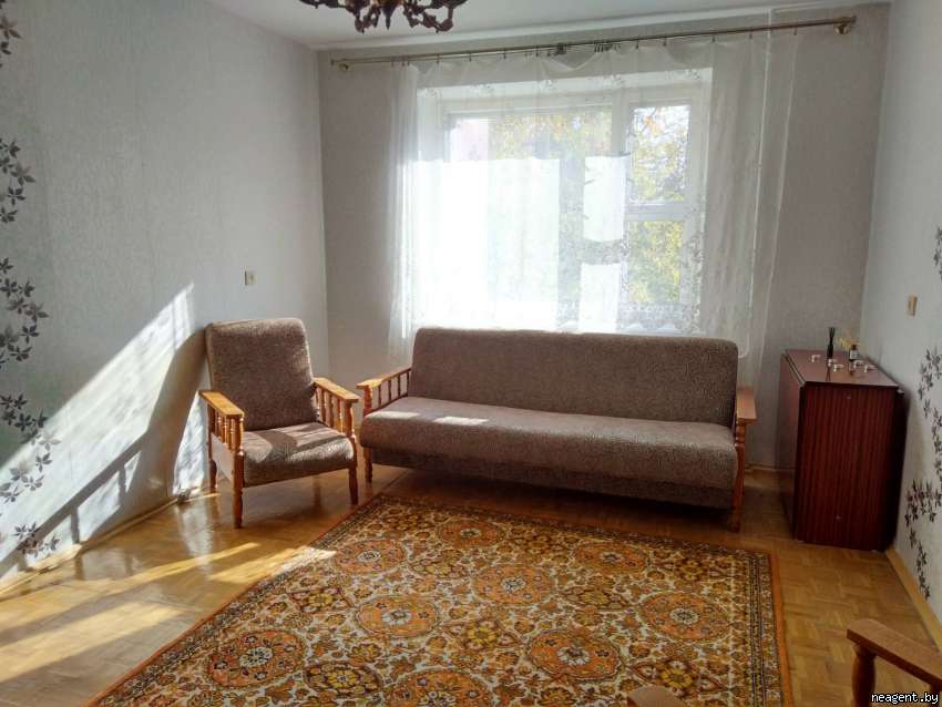 2-комнатная квартира, ул. Новгородская, 7, 830 рублей: фото 1