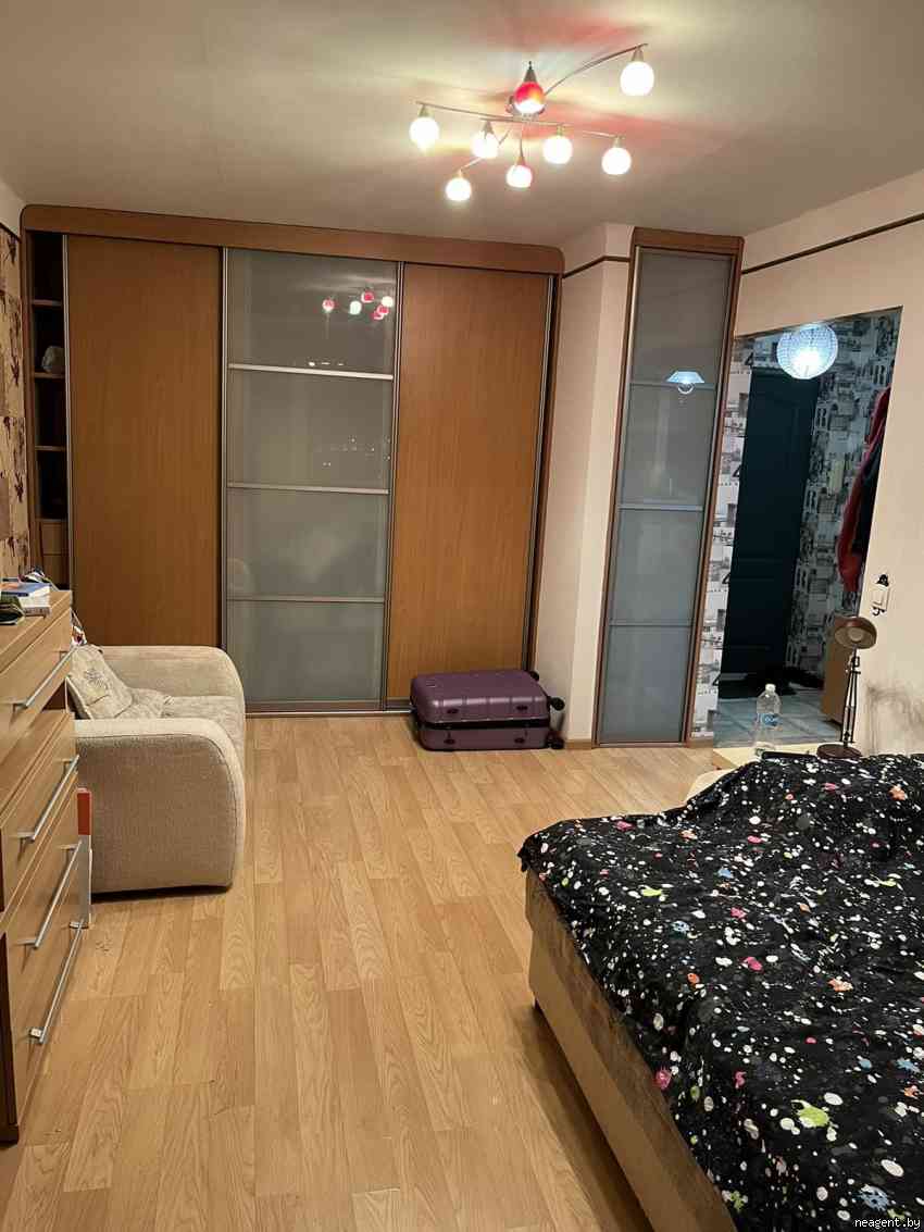 1-комнатная квартира, ул. Долгобродская, 3, 1015 рублей: фото 1