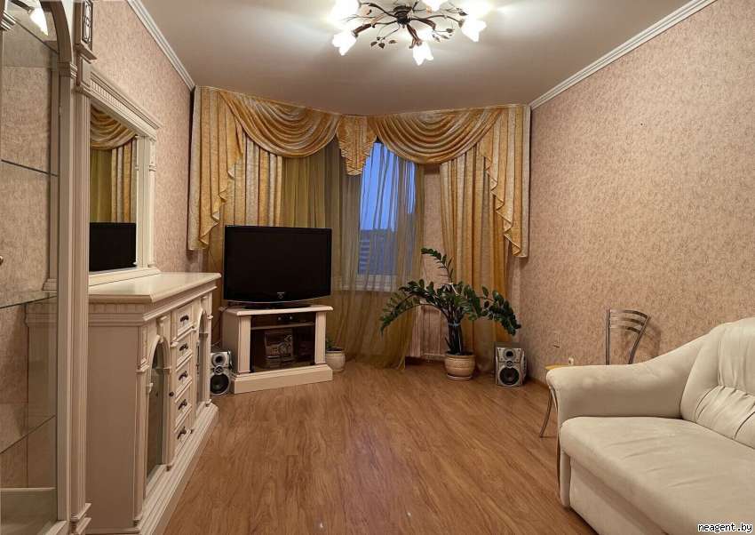 3-комнатная квартира, Якубовского, 78, 1500 рублей: фото 1