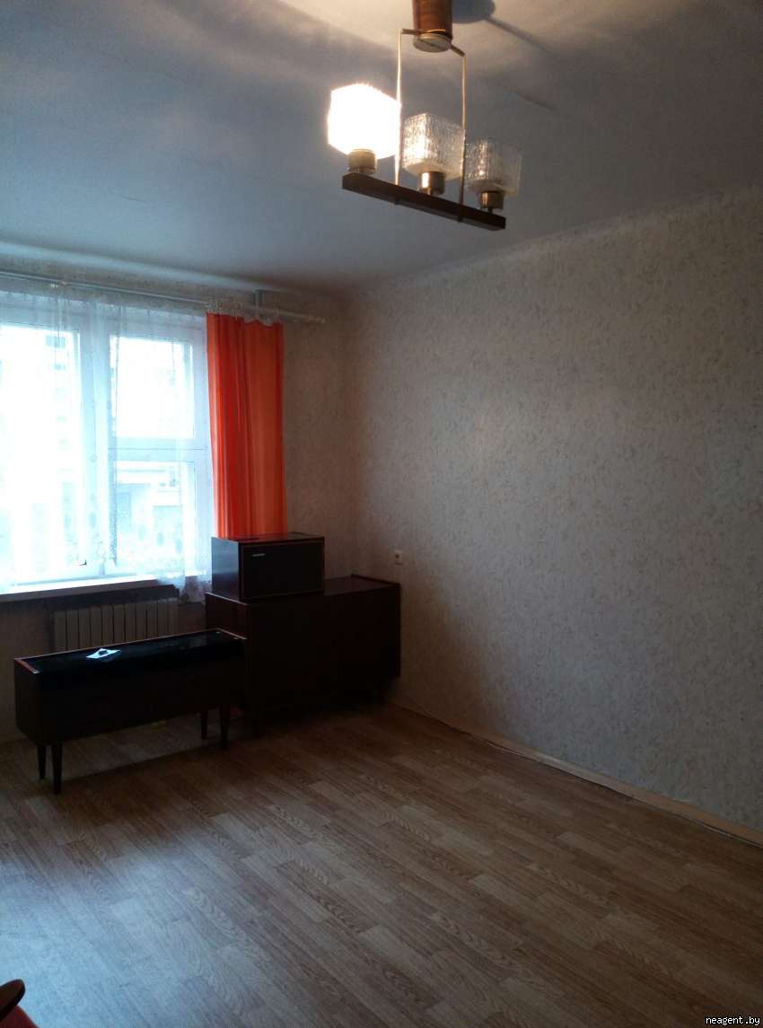 1-комнатная квартира, ул. Великоморская, 12, 702 рублей: фото 1