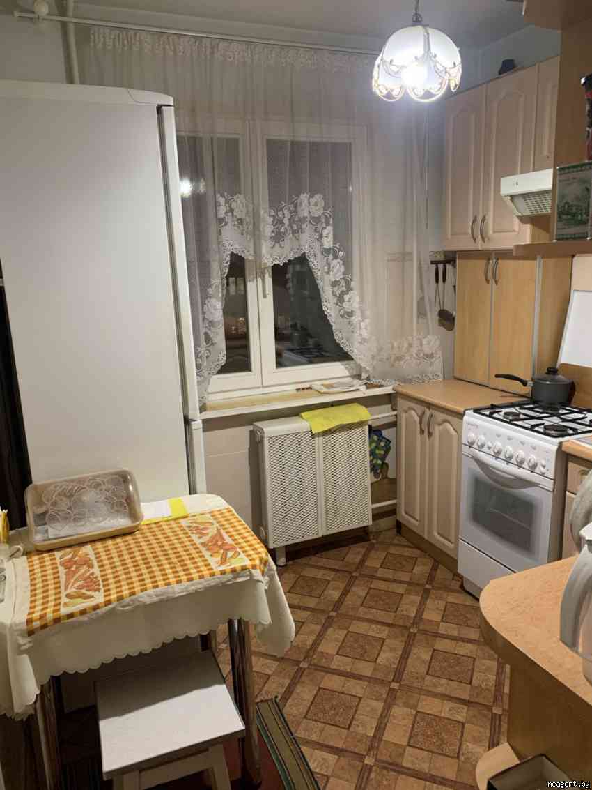 2-комнатная квартира, ул. Артиллеристов, 18, 1038 рублей: фото 1