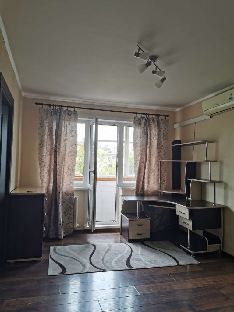 2-комнатная квартира, ул. Белинского, 14, 946 рублей: фото 1