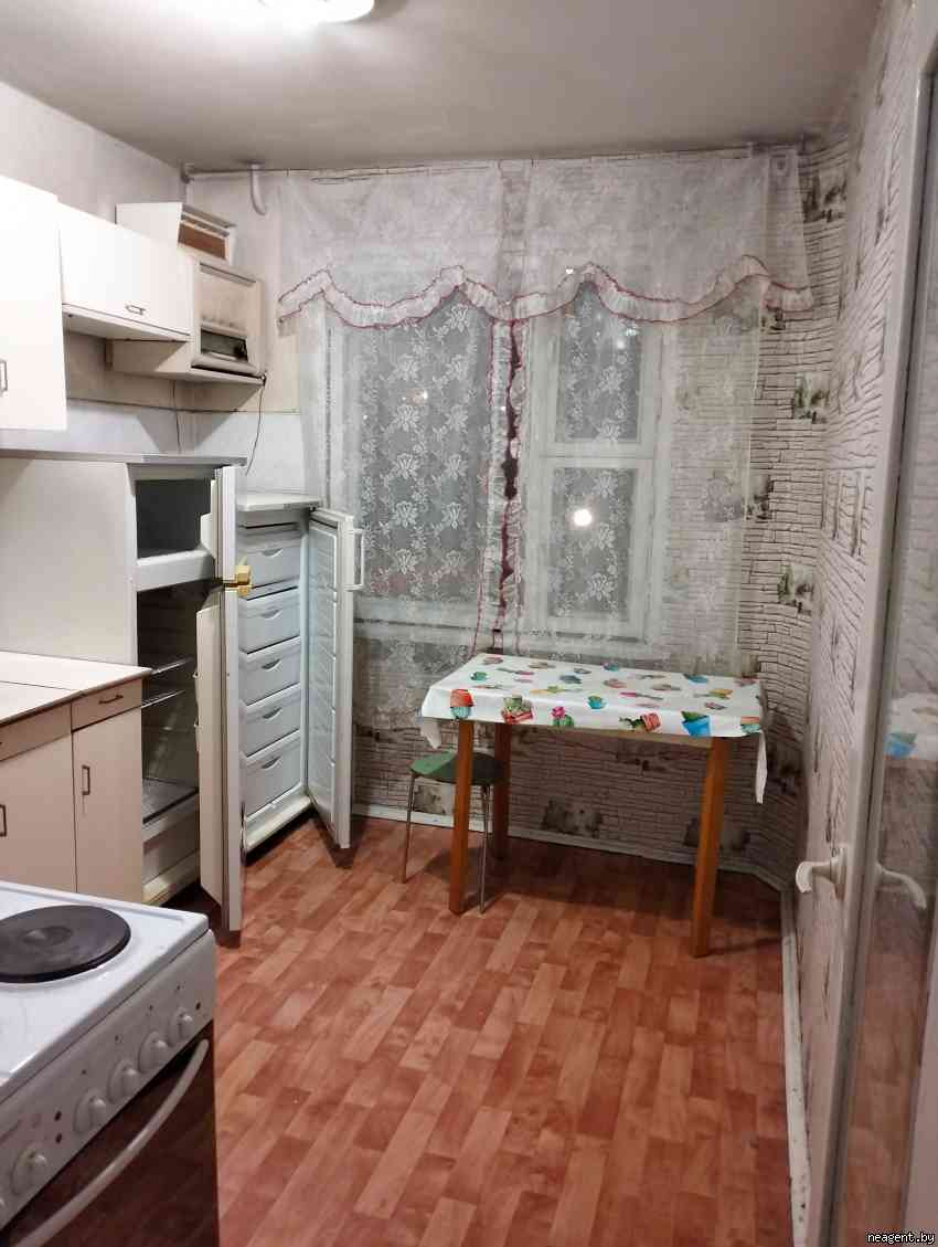 1-комнатная квартира, ул. Притыцкого, 3, 811 рублей: фото 4