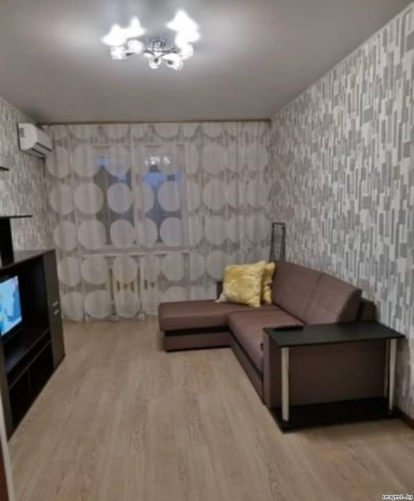 1-комнатная квартира, ул. Гагарина, 113, 350 рублей: фото 3