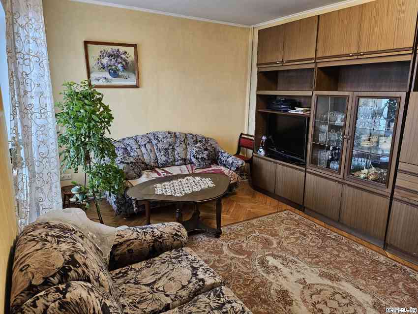 2-комнатная квартира, Машерова просп., 42, 1127 рублей: фото 1