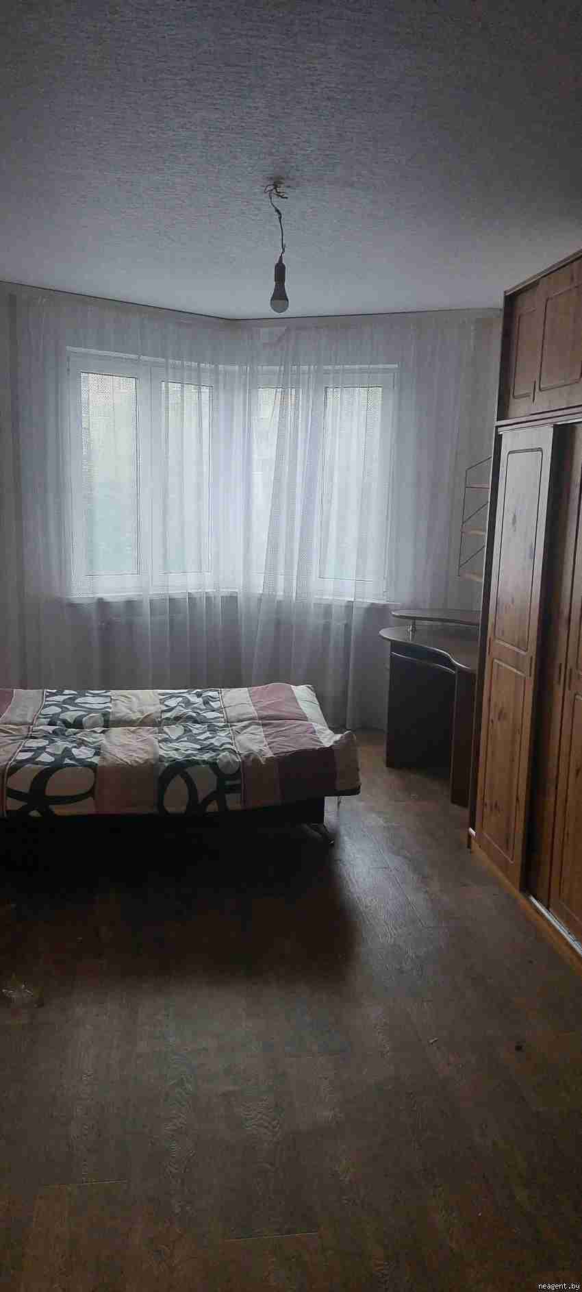 4-комнатная квартира, Мирошниченко, 43а, 320 рублей: фото 3