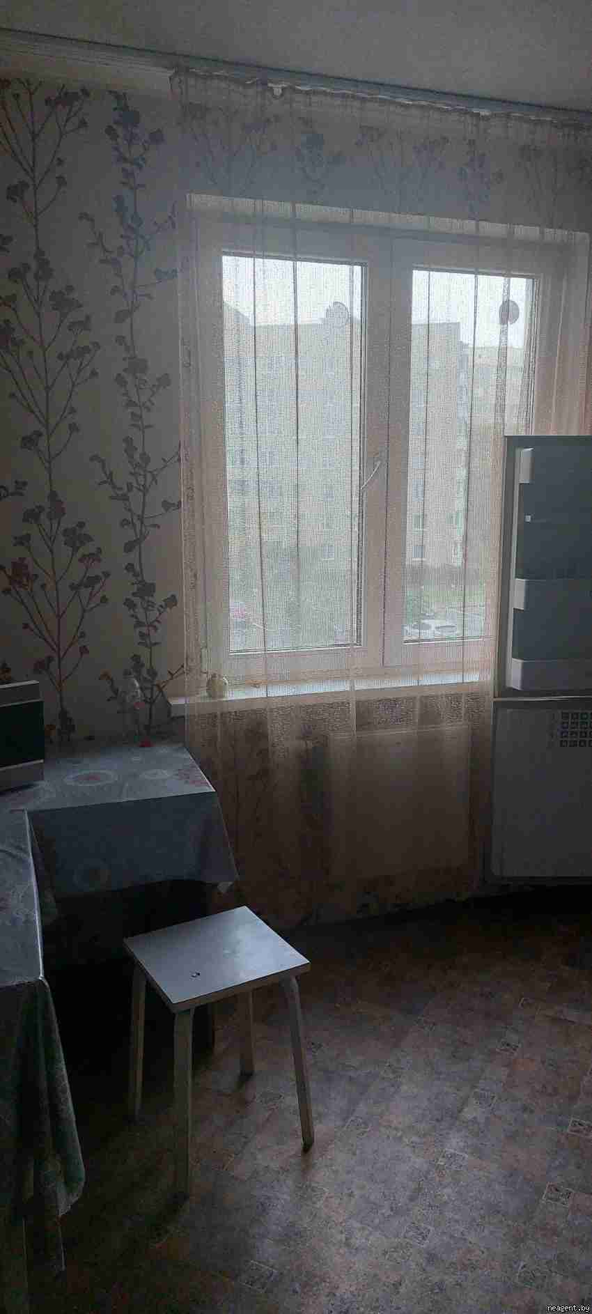 4-комнатная квартира, Мирошниченко, 43а, 320 рублей: фото 6