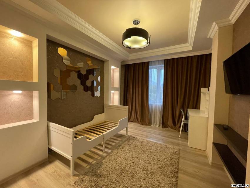 2-комнатная квартира, ул. Пимена Панченко, 70. , 1583 рублей: фото 4